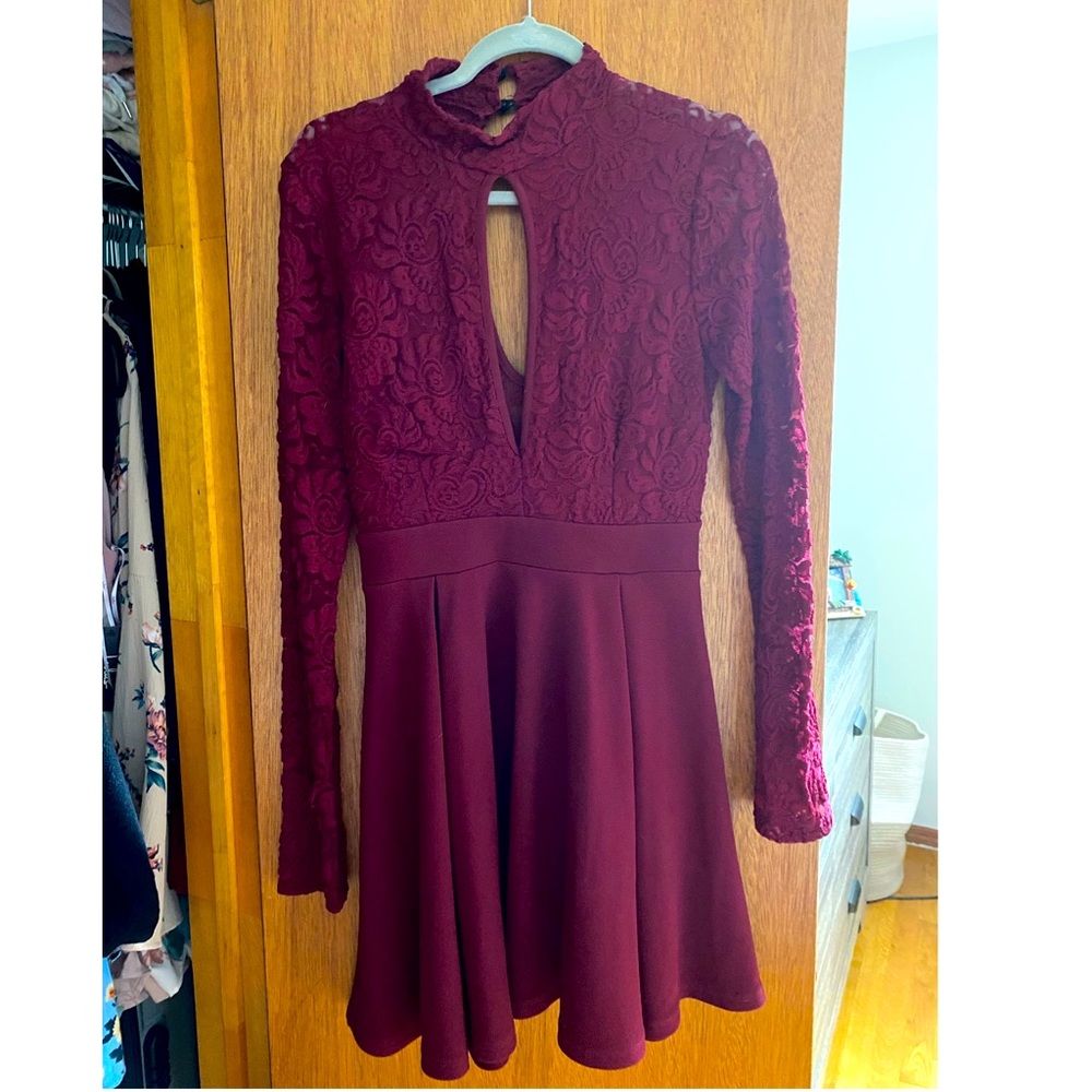 Wine Red Keyhole Lace Dress